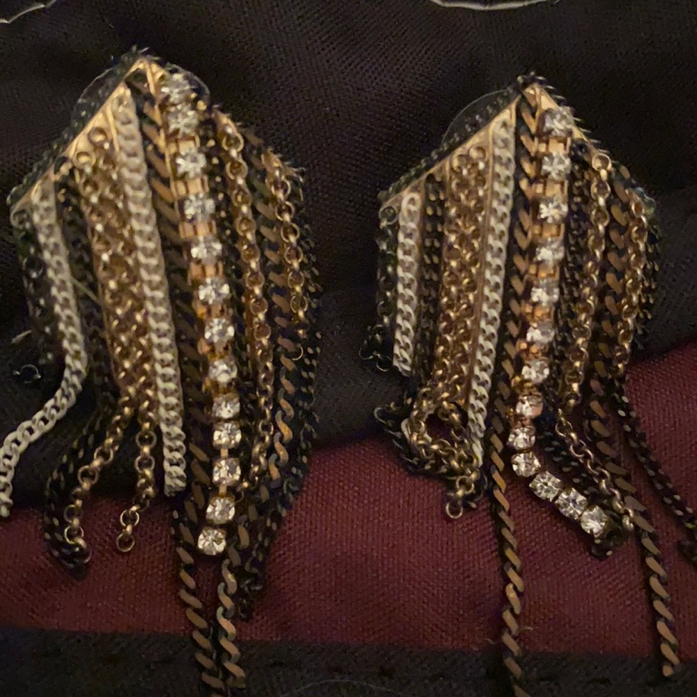 Sparkly earrings with chain and crystal dangles